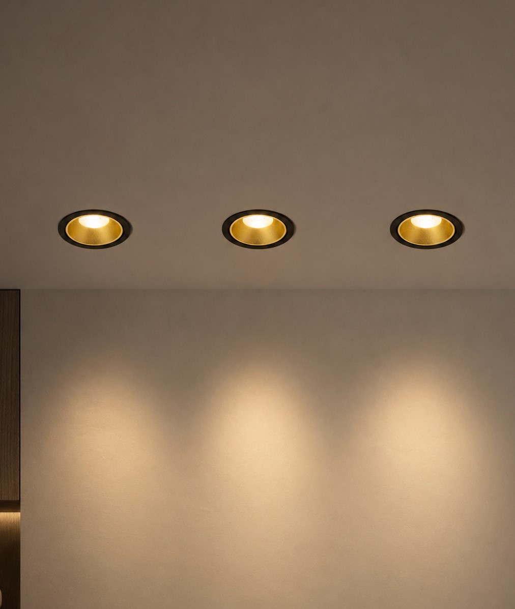 Spotlights and bulbs