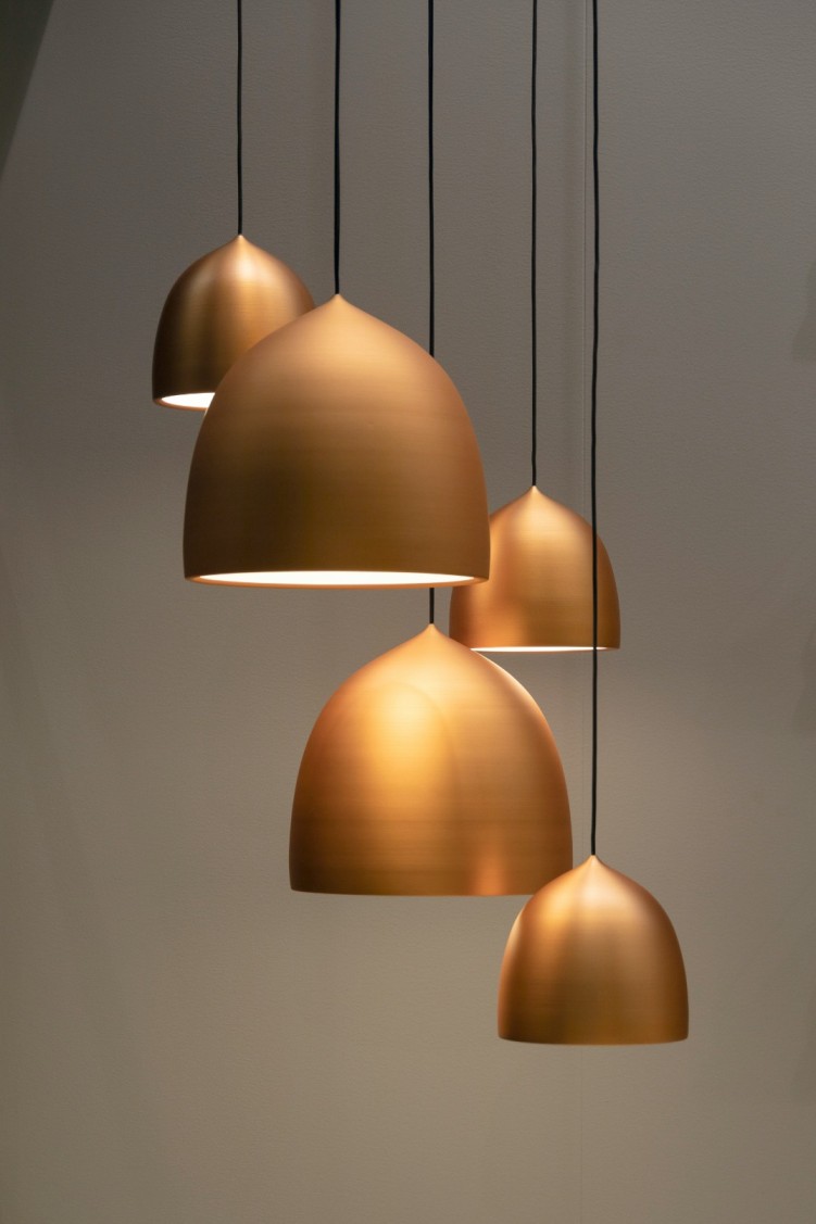 Interior design with pendant lights